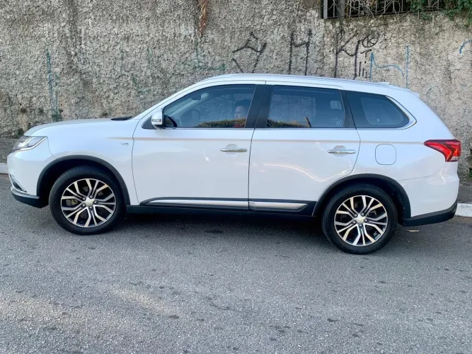 Mitsubishi Outlander 3.0/ GT 3.0 V6 Aut. 2018