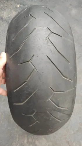 Pneu usado Pirelli Diablo Rosso2 240/45-17