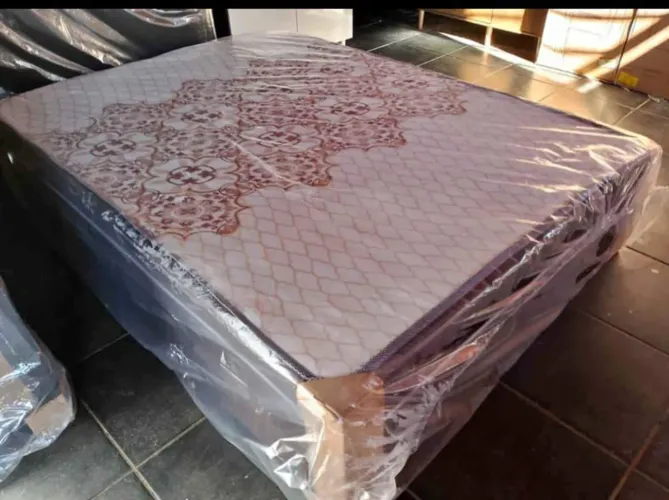 Cama Box com Colchão conjugada-Novo
