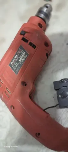 Furadeira  Mondial 450W,não está funcionando, serve para consertar ou retirada de peças 