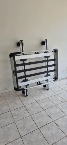 Bagageiro aberto thule trail 824 com 2 barras transversais