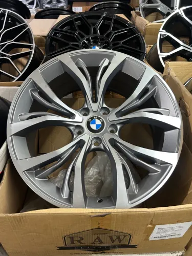 Jogo de Rodas BMW X-4 Grafite Diamantado 5x120 - 20x8,5 Offset 38
