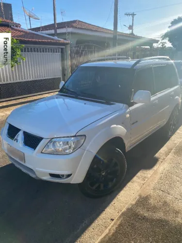 Mitsubishi Pajero TR4 2.0/ 2.0 Flex 16V 4X4 Aut. 2012