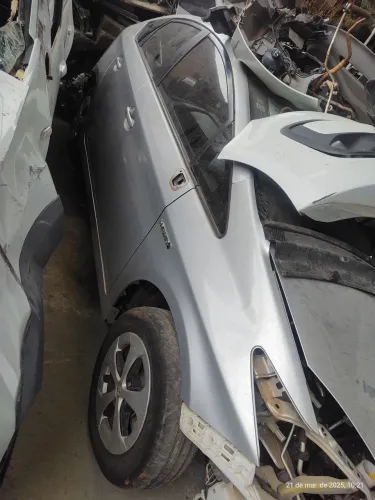F sucata Toyota Prius 2015