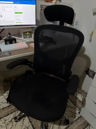 CADEIRA DE ESCRITORIO ERGONÔMICA