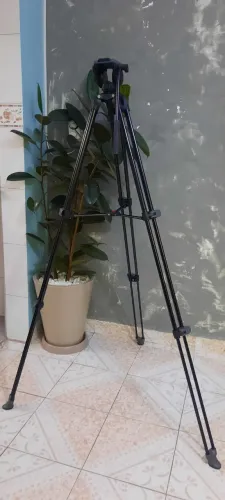 Tripé Manfrotto Mvt502am Cabeça Hidráulica Mvh500a Briding Tecnolog - Seminovo
