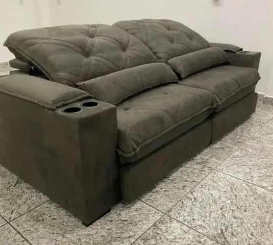Sofá retrátil molas ensacadas 