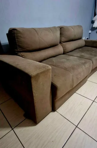 Sofá retrátil reclinável 