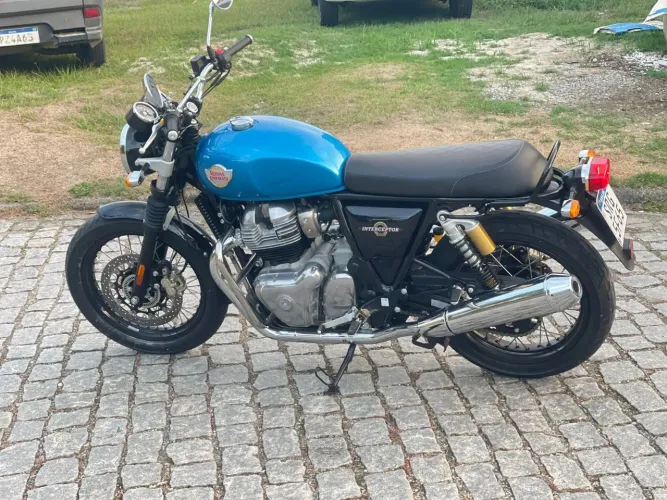 Royal Enfield Interceptor 650 c/ só 2000 kms !!