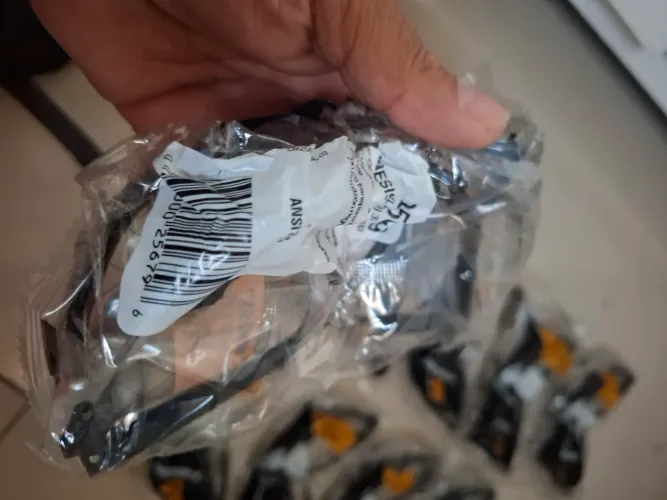 Óculos Nêmesis importado dos Estados Unidos Tijuca RJ