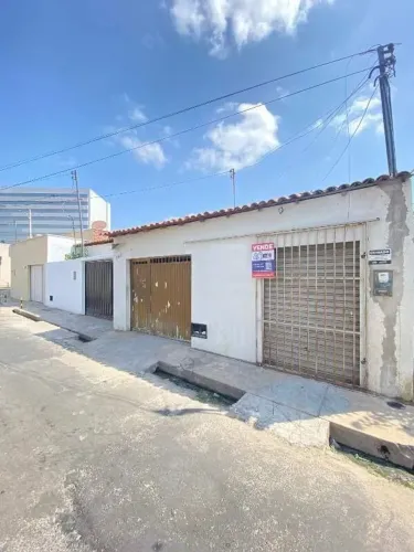 Casa à venda com 3 quartos - Teresina/PI