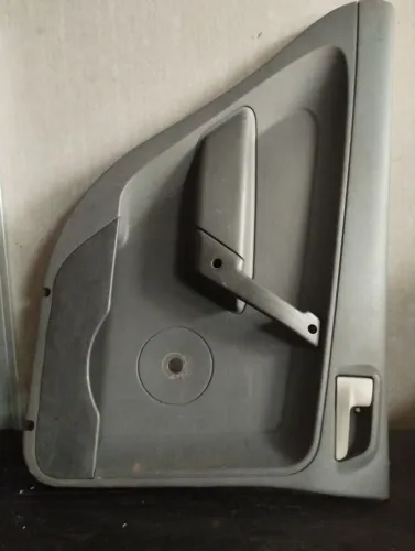 Forro de porta do gol G3 G4 do lado esquerdo original em bom estado 