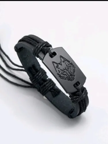 Pulseira de Couro com Pingente de Lobo