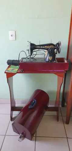 Máquina de costura vintage