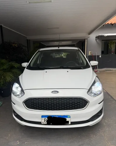 Ford ka 2021 carro impecável rodou somente em estrada vendo ou troco. 