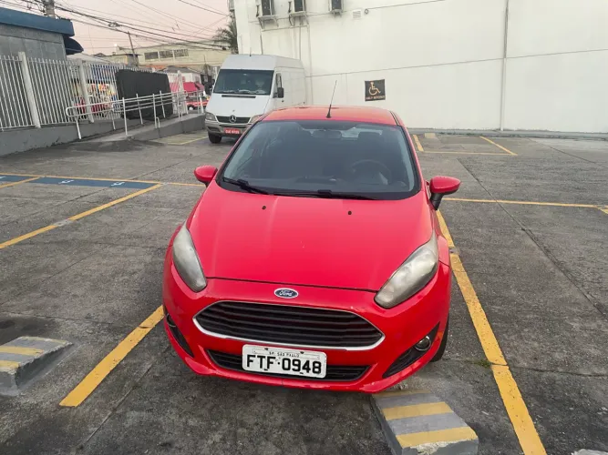 Ford Fiesta 1.5 16V Flex Mec. 5P 2015