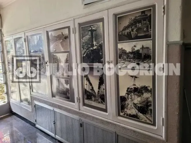 sala comercial no Méier, com 25m2 , de frente , junto a estação do Méier