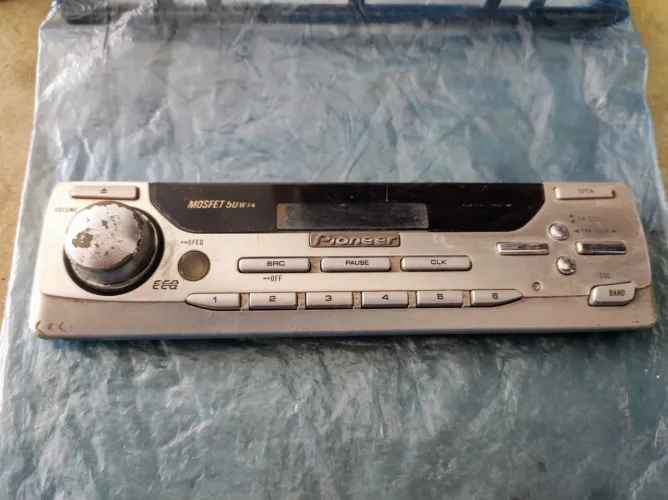 Frente som Pioneer deh-840mp(somente para retirar peças)
