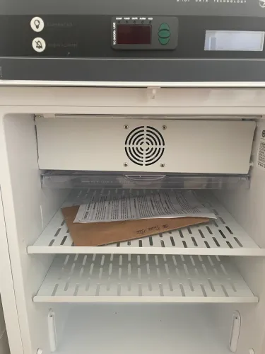 Geladeira 50 litros para Vacinas e Medicamentos