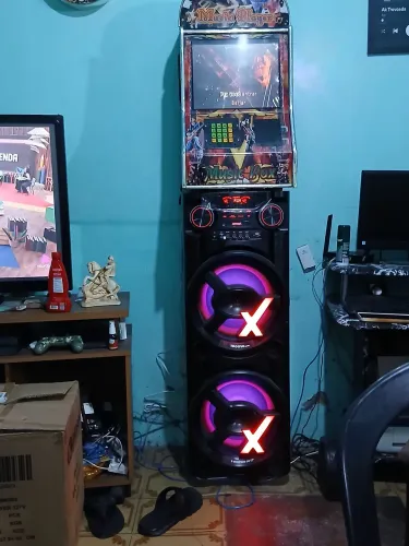 Jukebox e caixa de som Amvox 1900W 