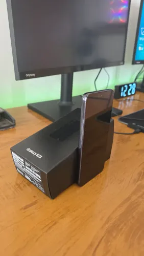 Samsung S23 Novinho (e na Garantia!)