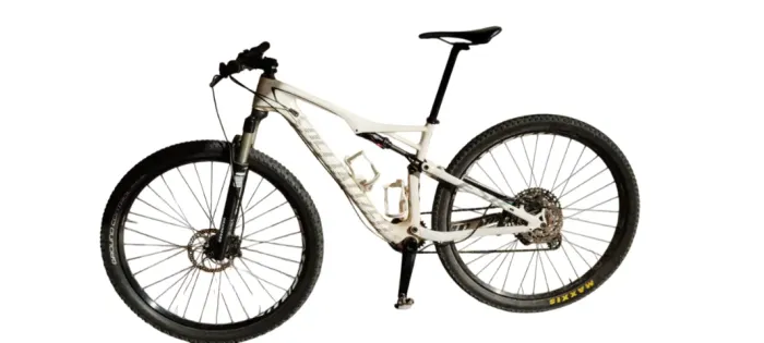 Bicicleta Specialized Epic Expert Carbon