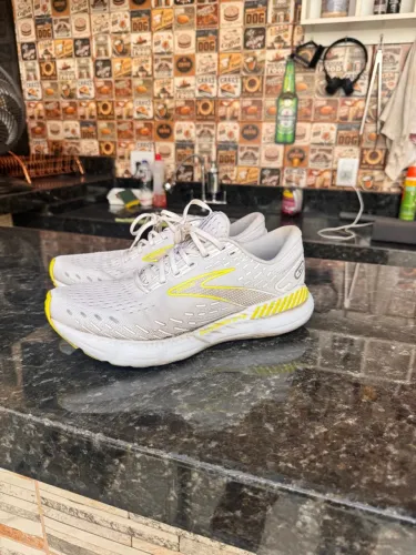 Tênis brooks glycerin GTS TAM 43 