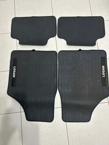 Tapetes personalizado para Logan