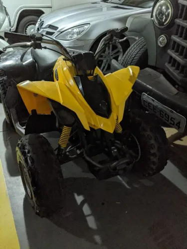 Quadriciclo infantil 