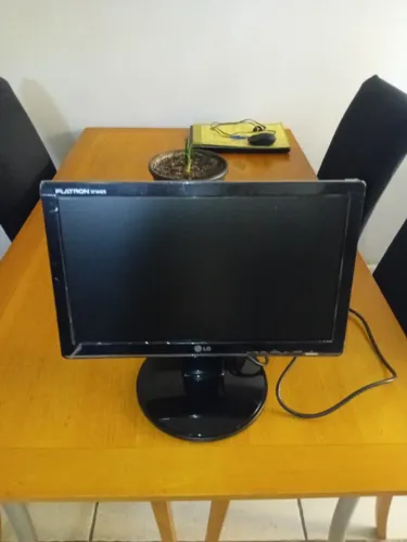 Monitor LG Flatron