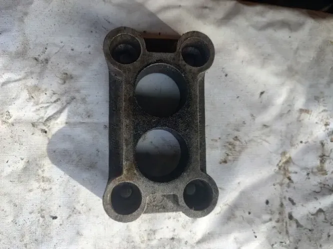 Base Flange Carburador Ford Cht 84au9p697c (usado)