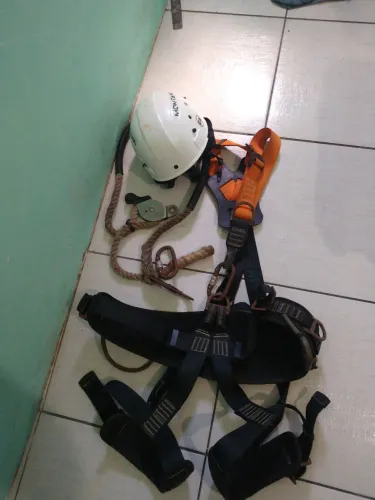 Cinto de segurança com talabarte paraquedista 