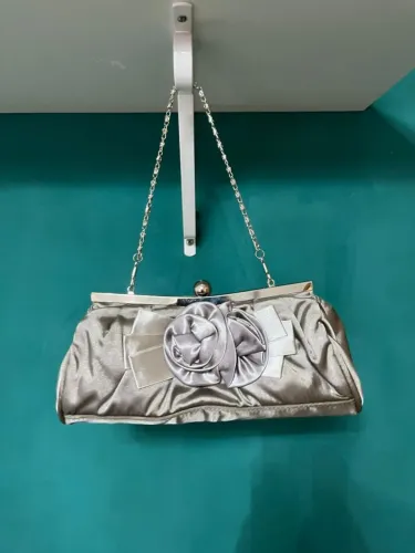 Bolsa de festa prata