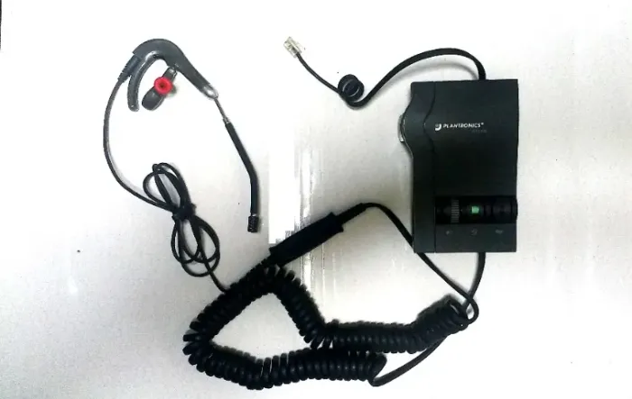Headset Plantronics Vista M12 Telefonia Volume e Interruptor de Fone ou Microfone