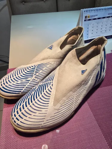 Adidas Predator 44 chuteira society 