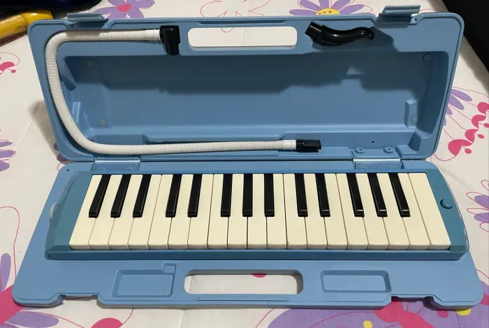 Escaleta P-32D Yamaha