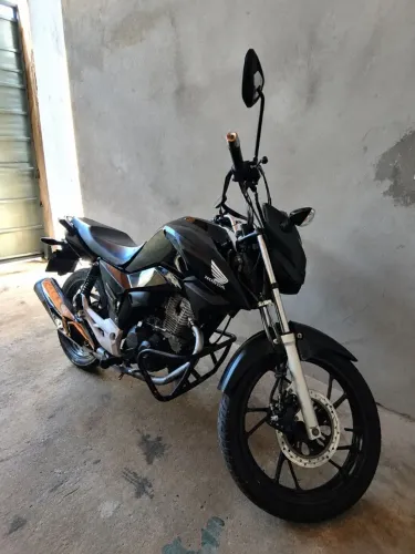 Moto Cg Titan 160 2024 Muito Bem Conservada