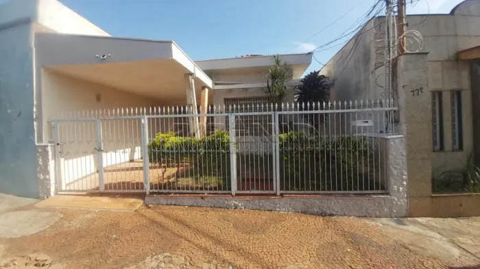 Casa Padrão em Ribeirão Preto