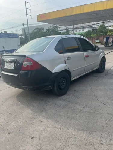 Ford Fiesta Sed. Personnalite 1.0 8V 4P 2006