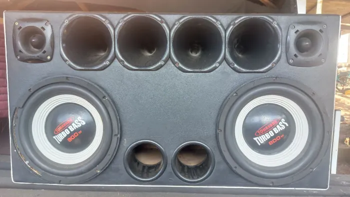 Som automotivo