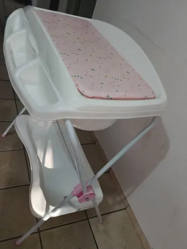 Vendo banheira com trocador