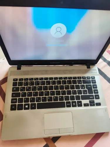 NOTEBOOK SAMSUNG funcionando