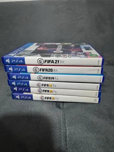 Conjunto de jogos FIFA ps4