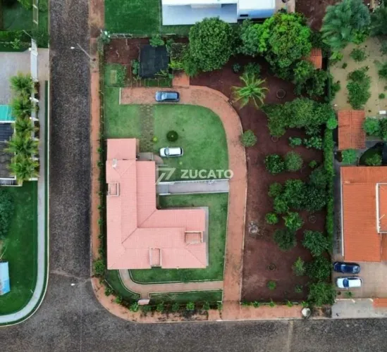 Chácara com 3 dormitórios à venda, 1970 m² por R$ 1.200.000 - Centro - Uberaba/MG