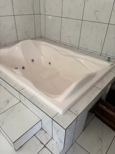 Vende-se hidromassagem completa