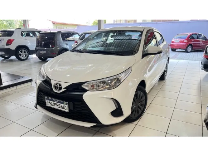 Toyota Yaris XL Live Sedan 1.5 Flex 16V 4P AUT 2023