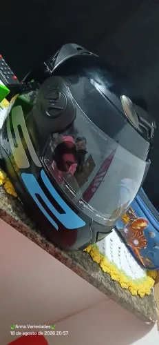 Capacete