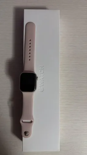 Apple Watch Série 8 41mm Saúde da bateria 88% (esta com pelicula na foto)