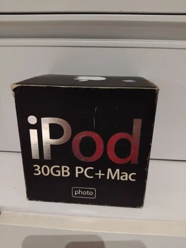 Caixa vazia antiga preta IPOD 30GB PC+MAC