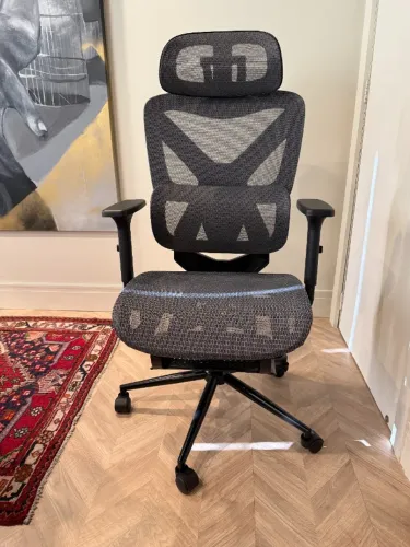 Cadeira executiva - estilo Herman Miller